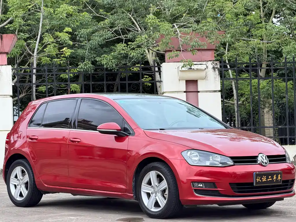 Volkswagen Golf 2014