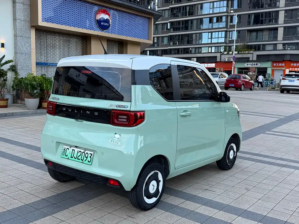 Wuling MINIEV 2021 — фото 11