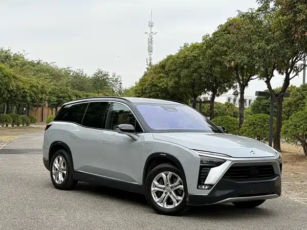 NIO ES8 2020