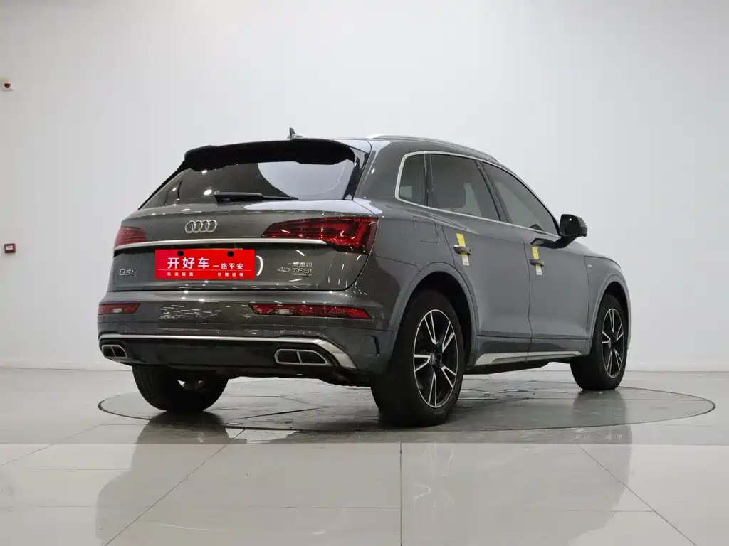 Audi Q5L 2022 — фото 3