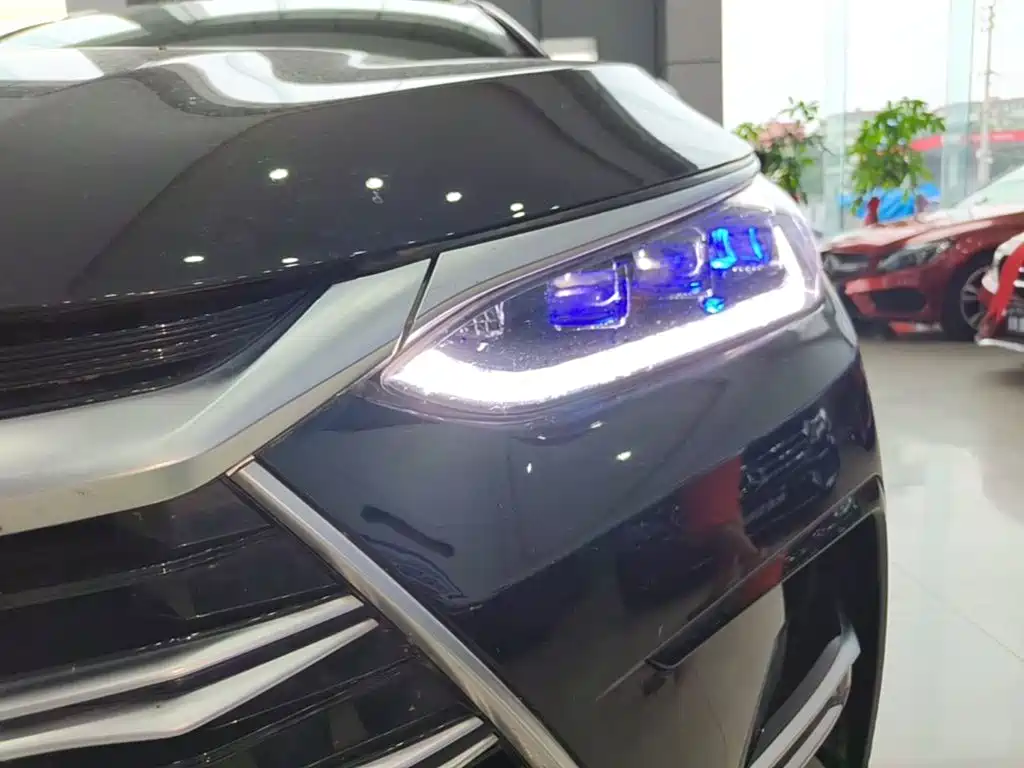 BYD Tang New Energy 2023 — фото 24