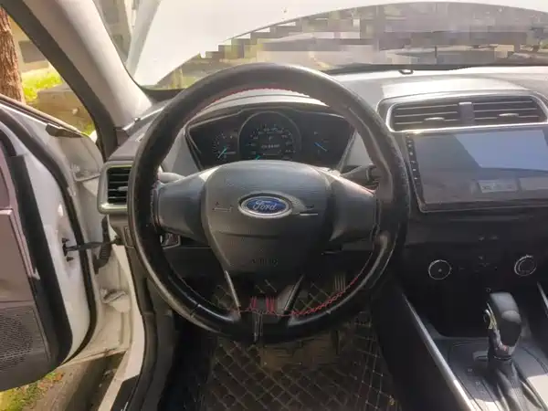 Ford Escort 2019