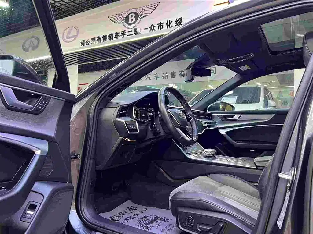 Audi A6L 2021 — фото 4