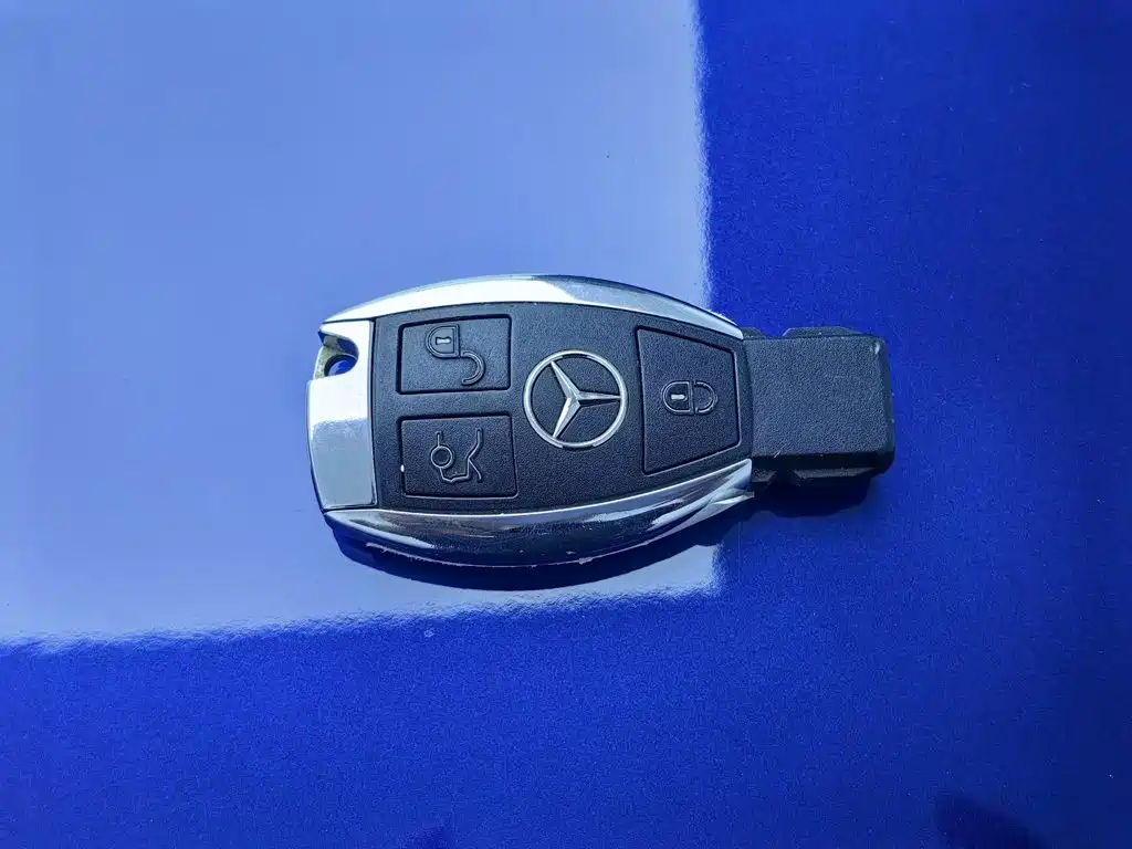 Mercedes-Benz GLC 2016 — фото 19