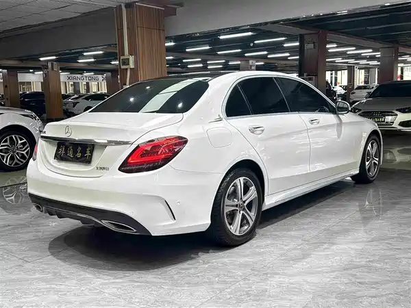 Mercedes-Benz C-Class 2020