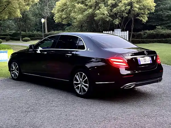Mercedes-Benz E-Class 2018