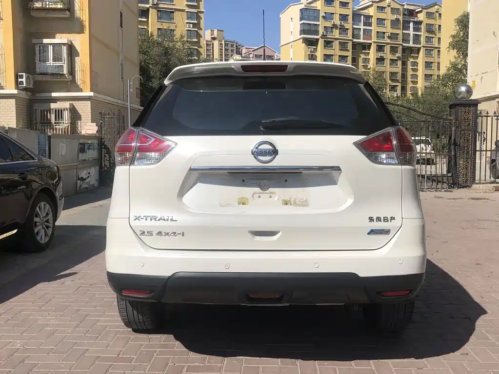 Nissan X-Trail 2015 — фото 4