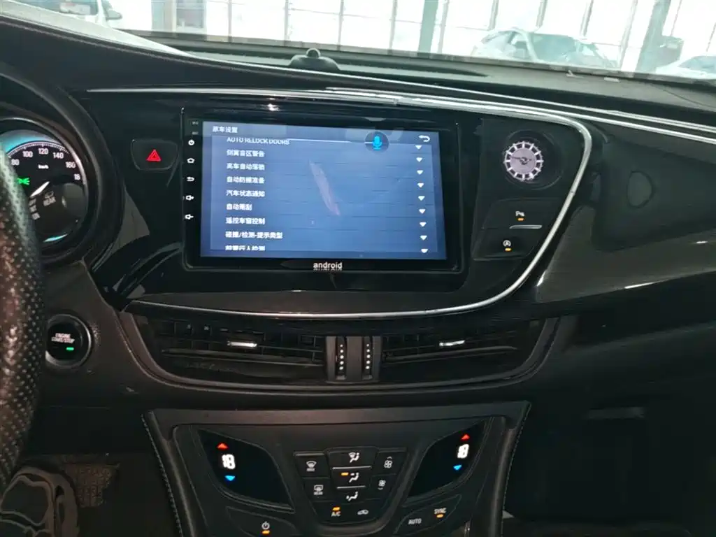 Buick Envision Plus 2017 — фото 13