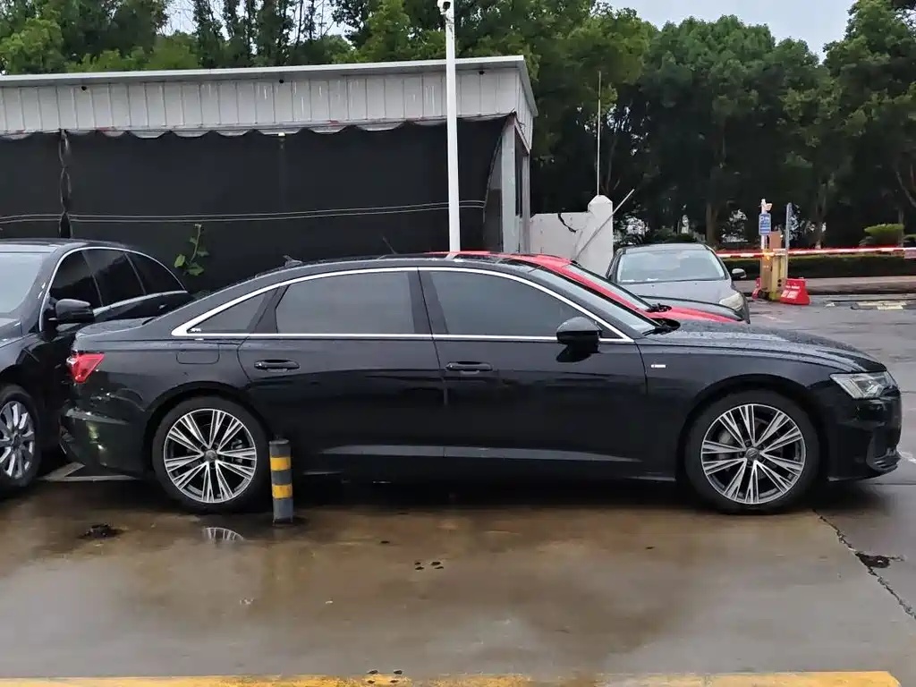Audi A6L 2021