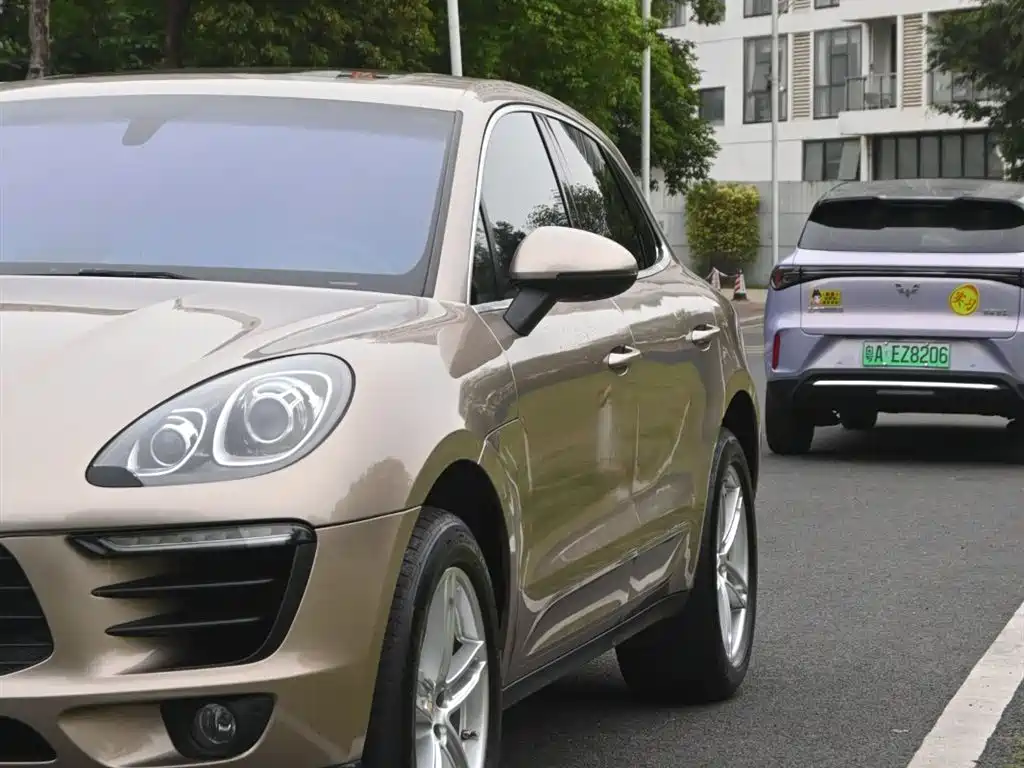 Porsche Macan 2015 — фото 10