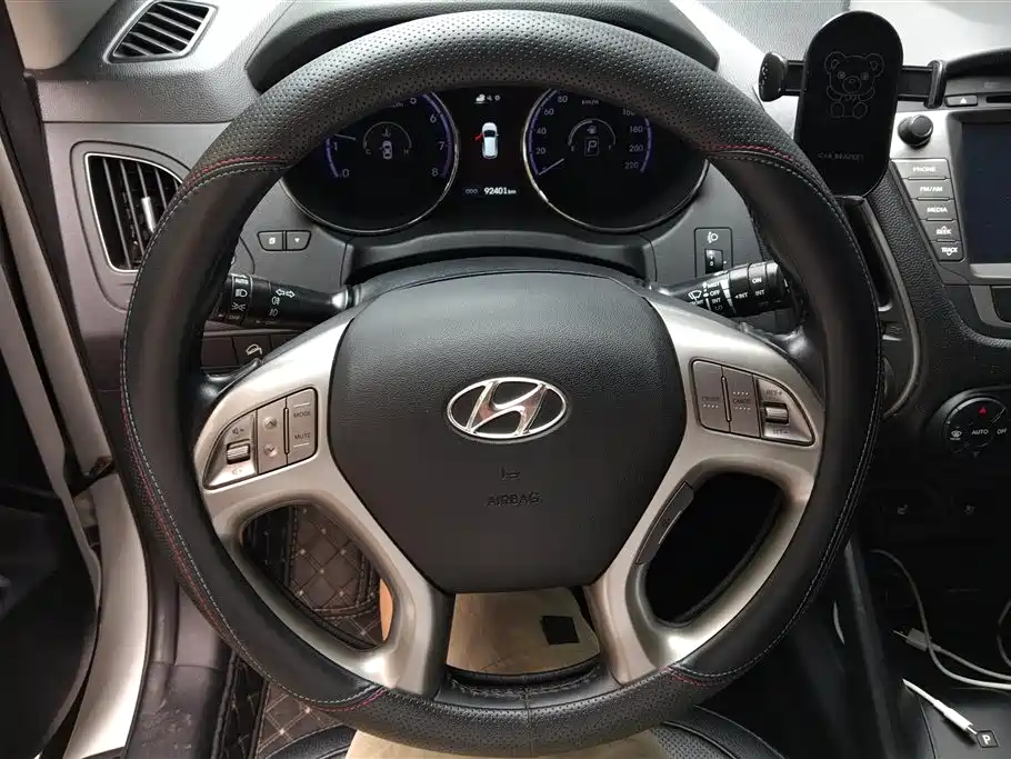 Hyundai ix35 2015 — фото 15