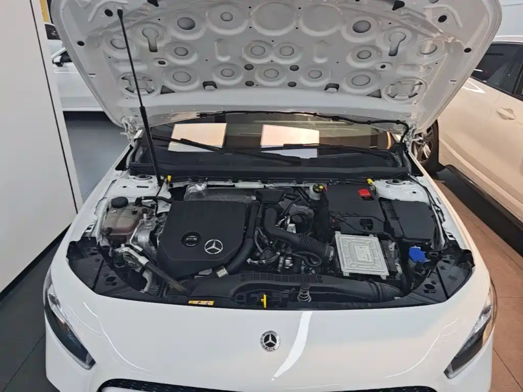 Mercedes-Benz A-Class 2023 — фото 20