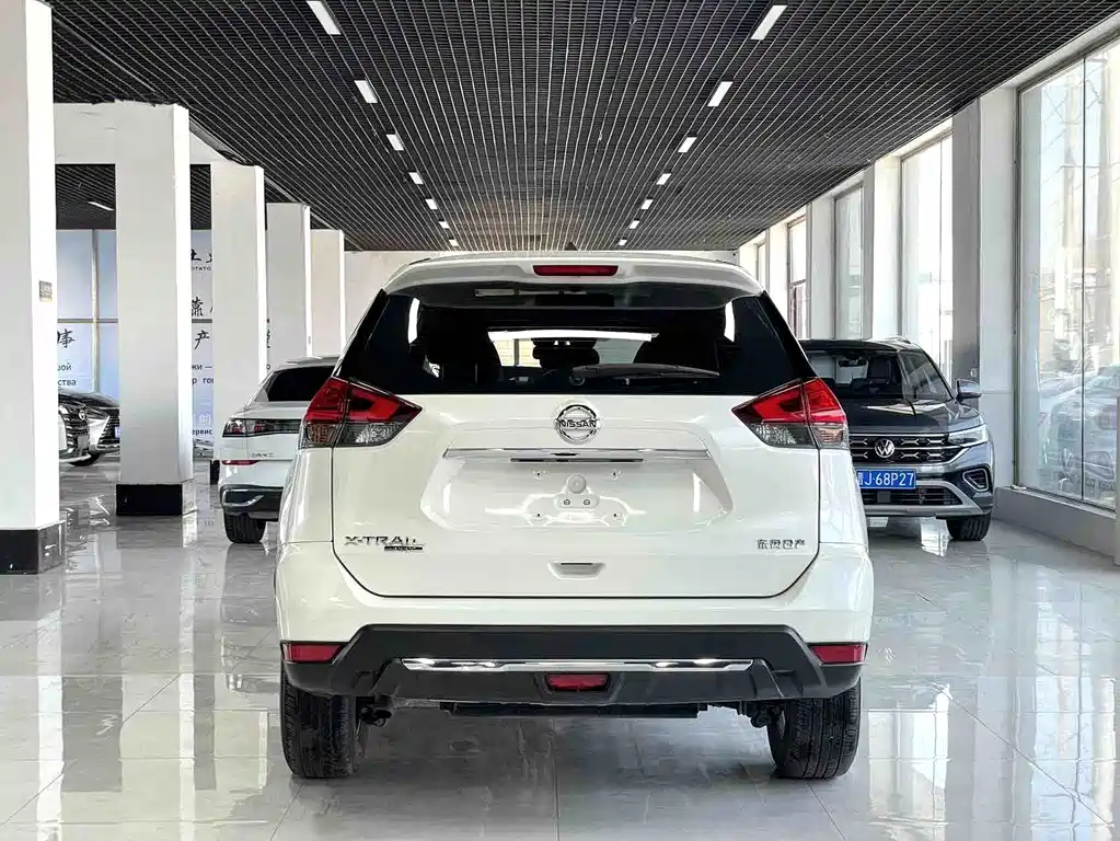Nissan X-Trail 2023 — фото 5