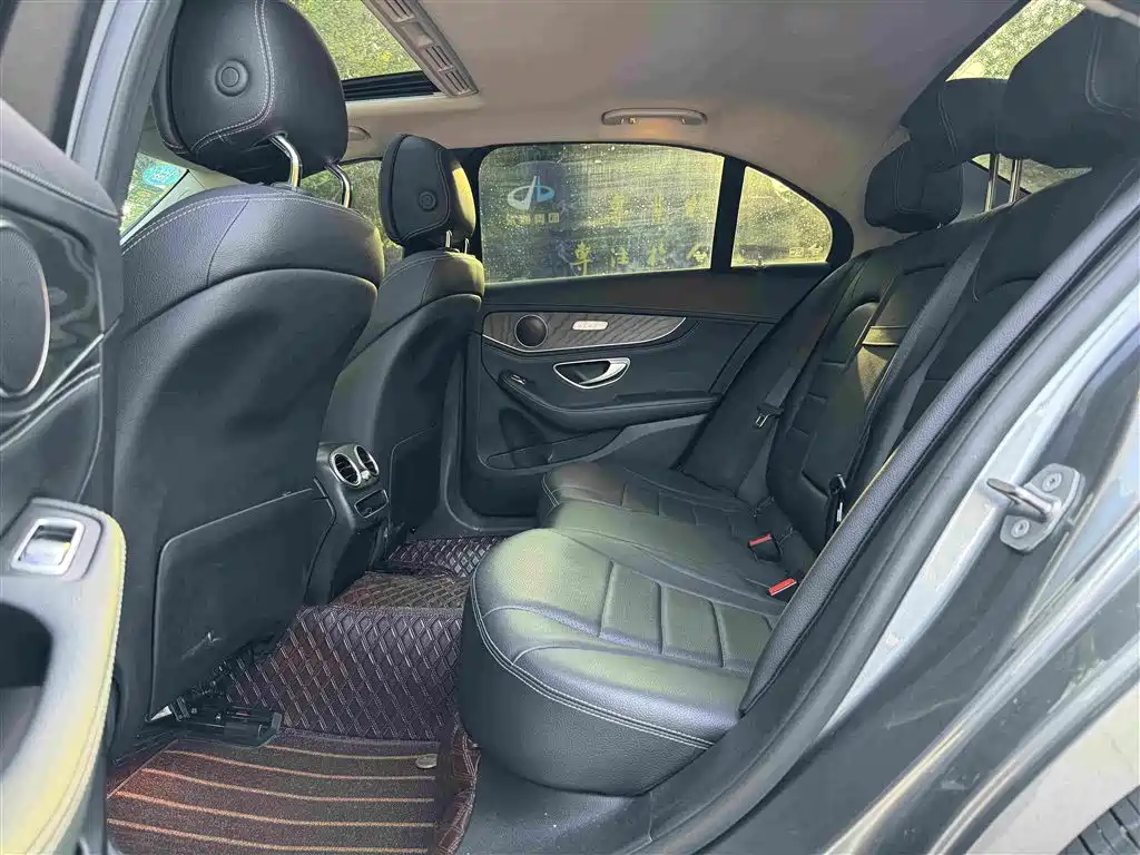 Mercedes-Benz C-Class 2020 — фото 10