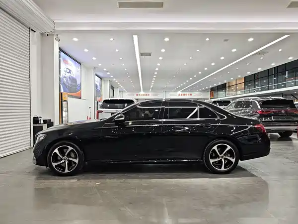 Mercedes-Benz E-Class 2017