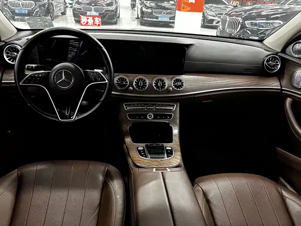 Mercedes-Benz E-Class 2021