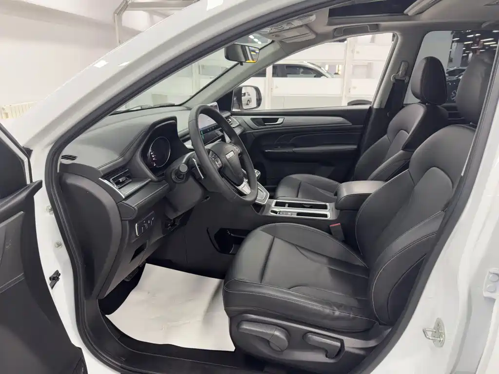 Haval M6 2023 — фото 13