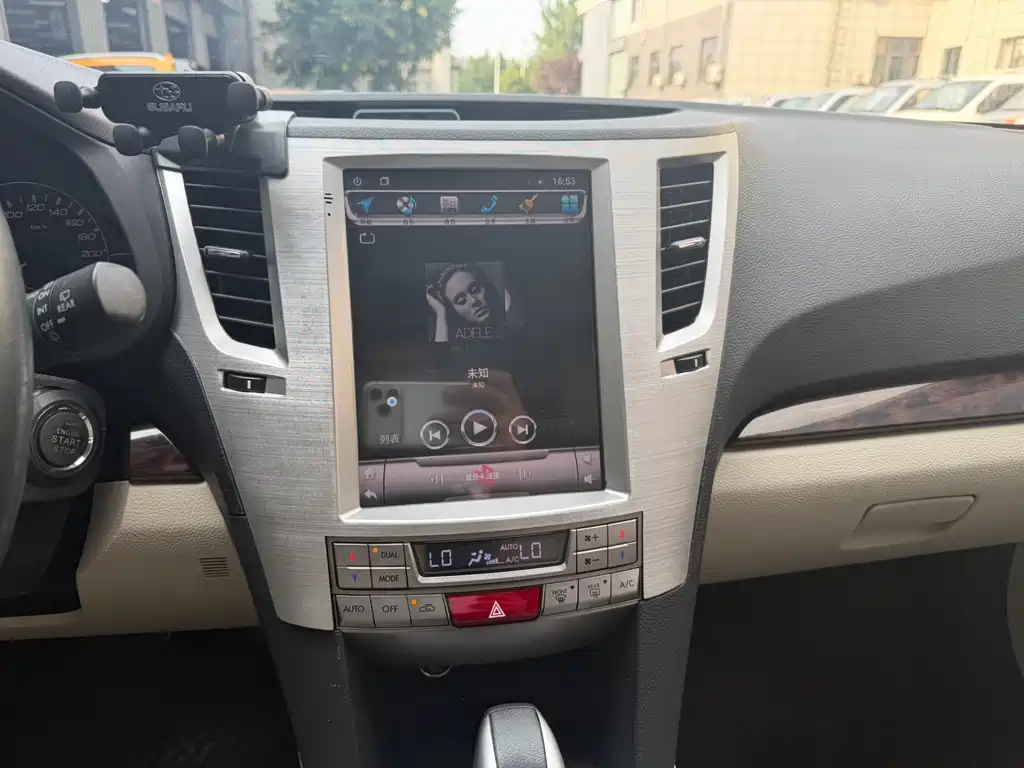 Subaru Outback 2013