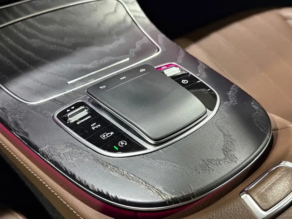Mercedes-Benz E-Class 2020 — фото 14