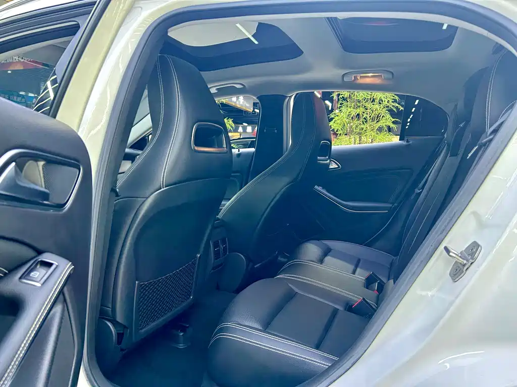 Mercedes-Benz GLA 2018 — фото 4
