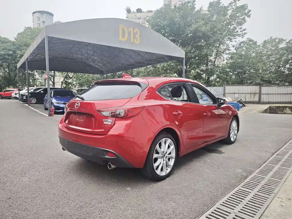 Mazda 3 Axela 2015 — фото 6
