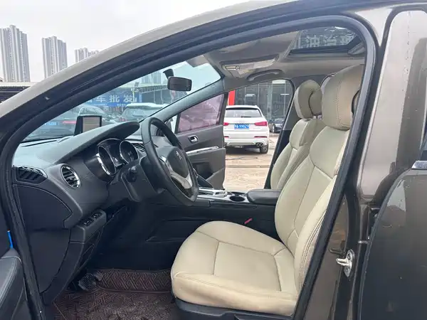 Peugeot 3008 2016