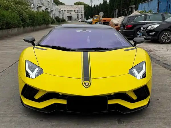 Lamborghini Aventador 2018