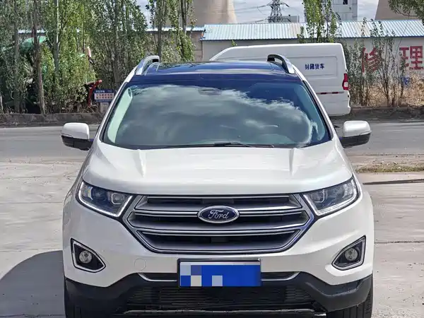 Ford Edge 2015