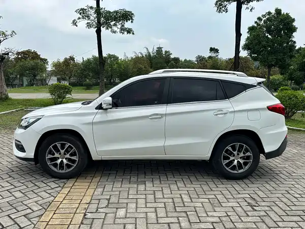 BYD Song 2017