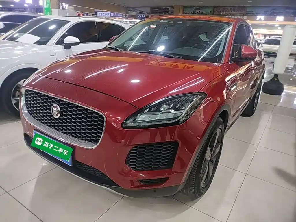 Jaguar E-PACE 2020 — фото 2