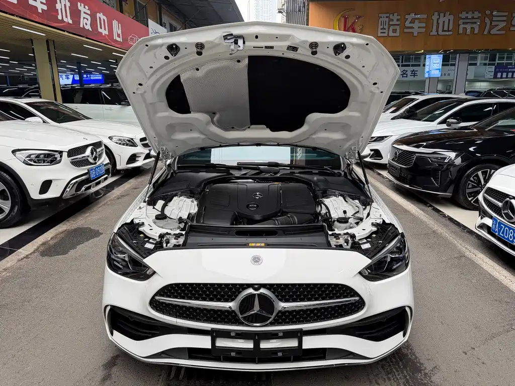 Mercedes-Benz C-Class 2024 — фото 28