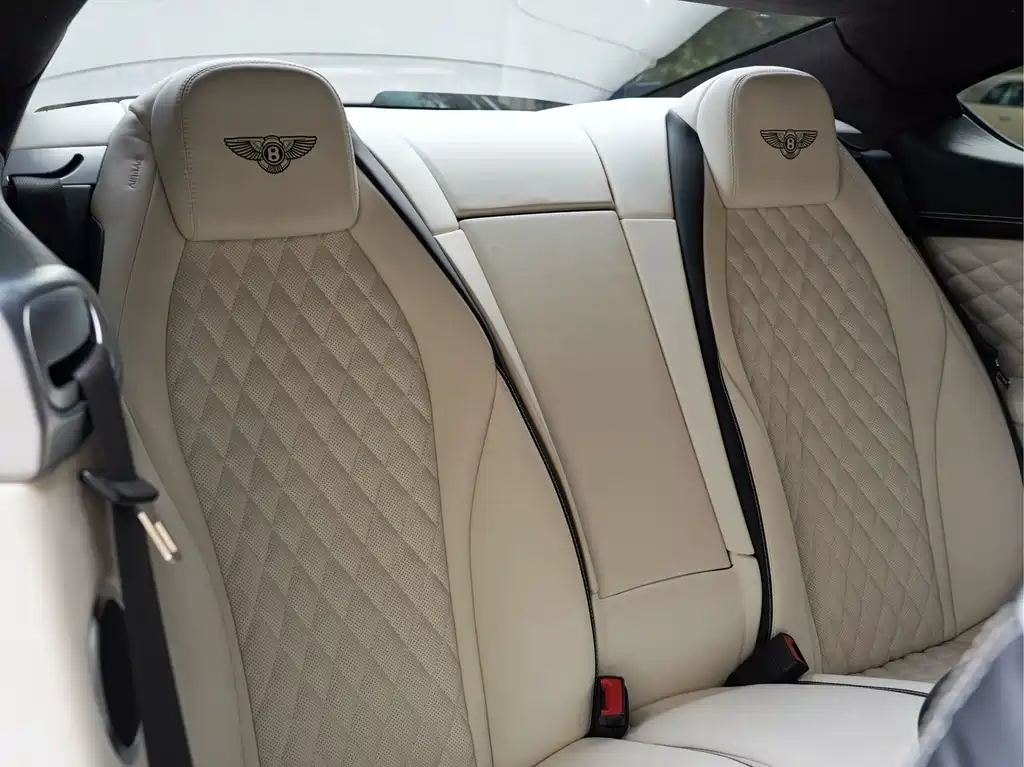 Bentley Continental 2013 — фото 22