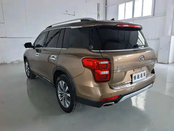 GAC Trumpchi GS8 2017