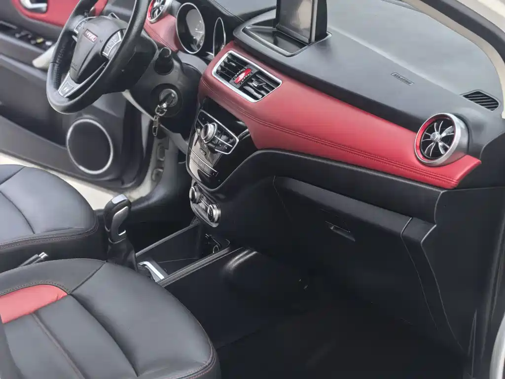Haval H1 2015 — фото 12