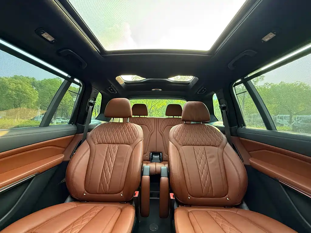 BMW X7 2023 — фото 12