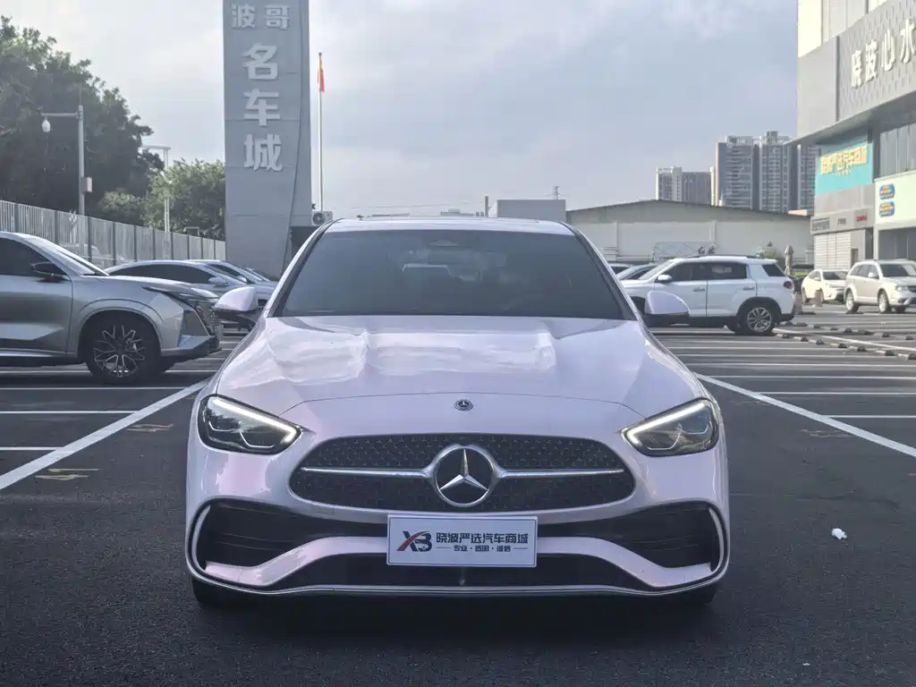 Mercedes-Benz C-Class 2024