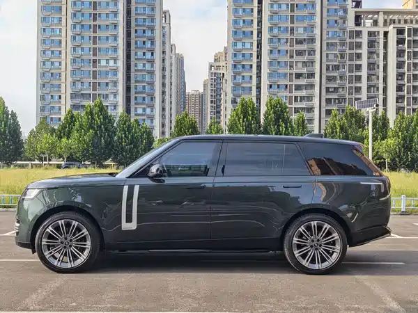 Land Rover Range Rover 2023