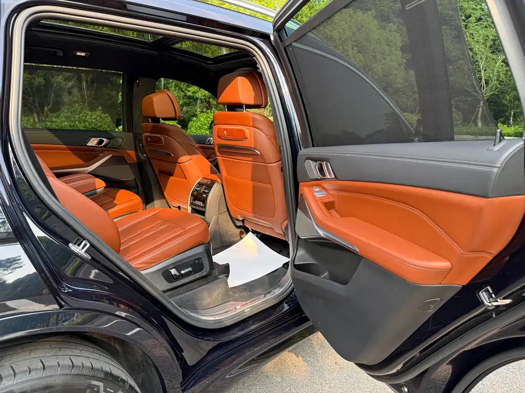 BMW X7 2023 — фото 17