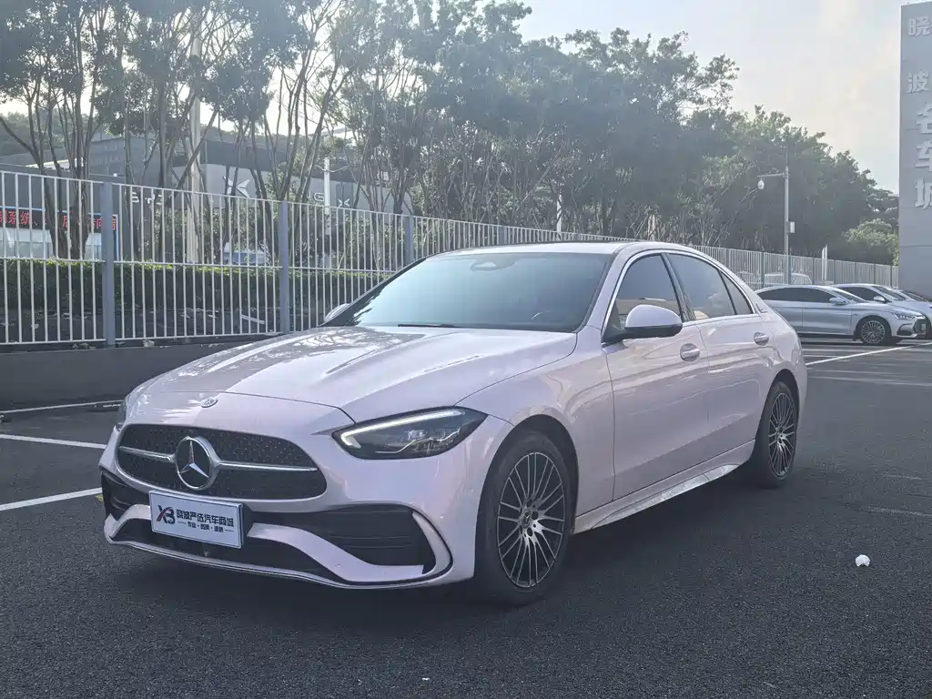 Mercedes-Benz C-Class 2024