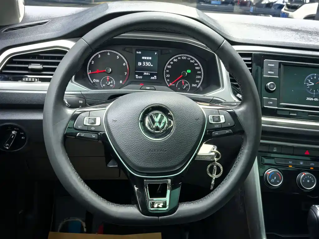 Volkswagen T-Roc 2020 — фото 6