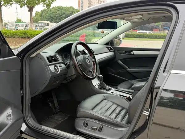 Volkswagen Passat 2015