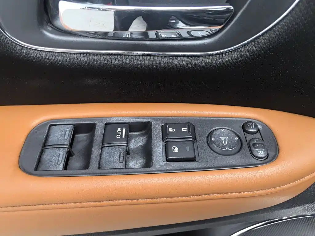 Honda Vezel 2015 — фото 9