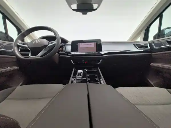 Volkswagen Viloran 2023