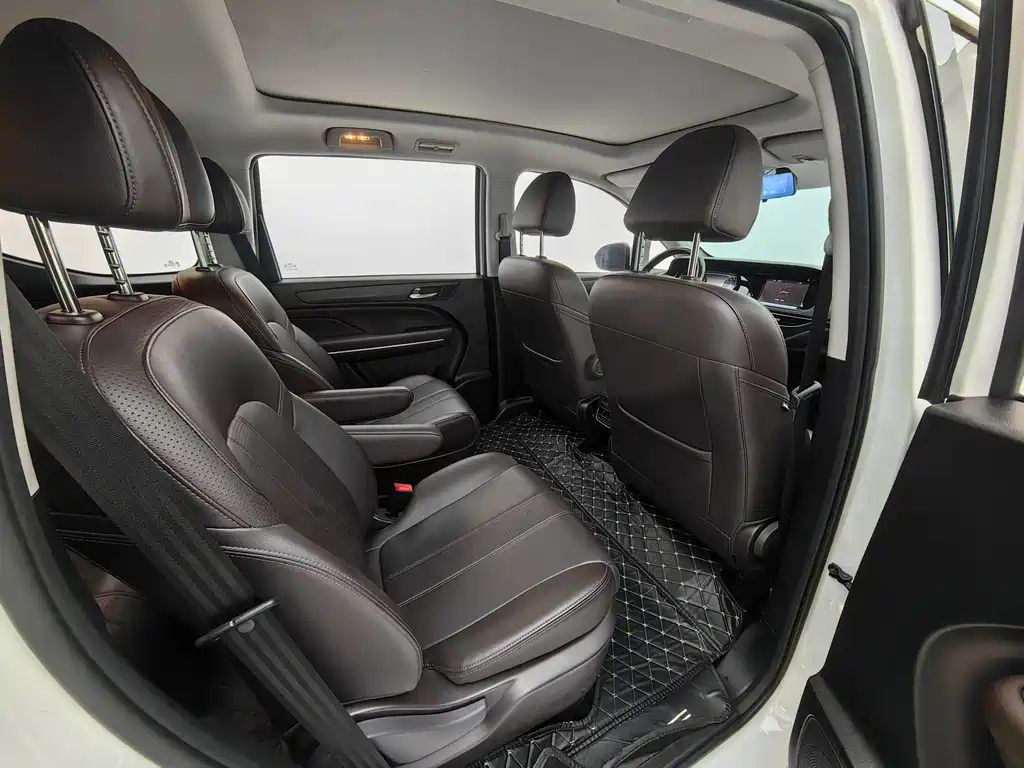 GAC Motor Trumpchi M6 2020 — фото 13
