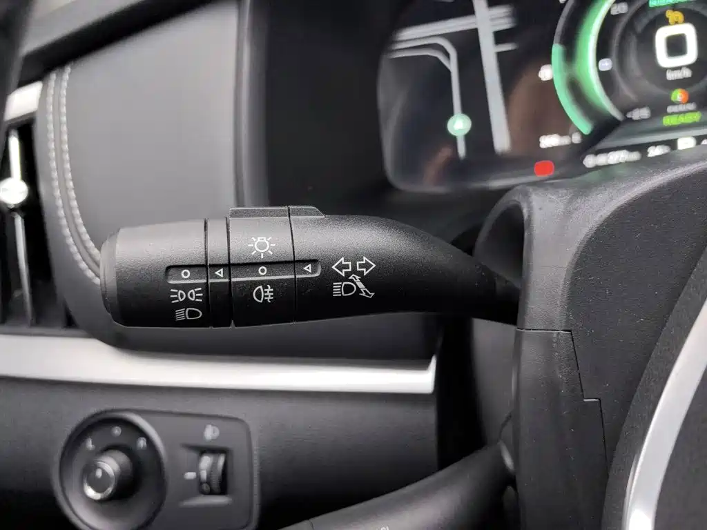 Roewe i6 New Energy 2018 — фото 21