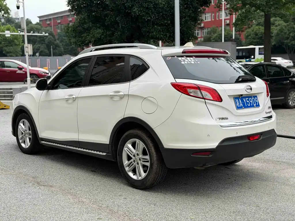 GAC Motor Trumpchi GS5 2014 — фото 6