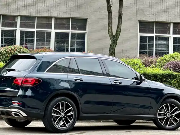 Mercedes-Benz GLC 2021