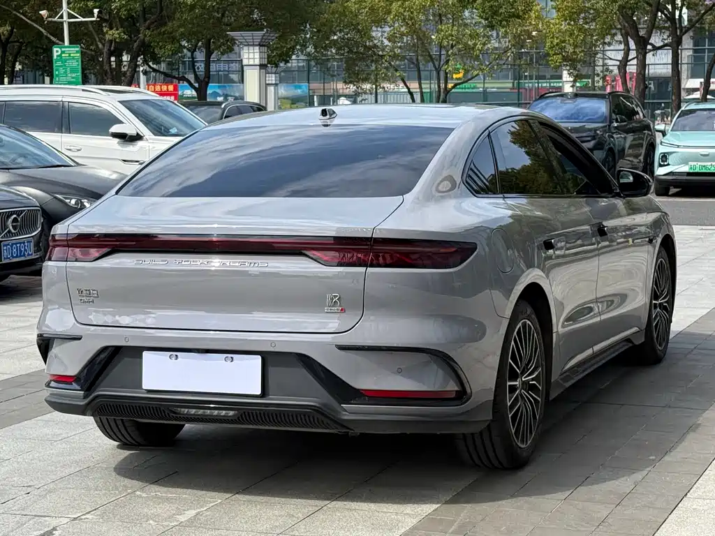 BYD Han 2025 — фото 14