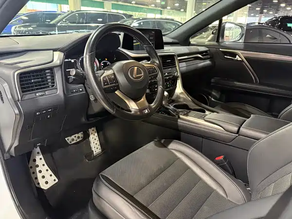 Lexus RX 2020