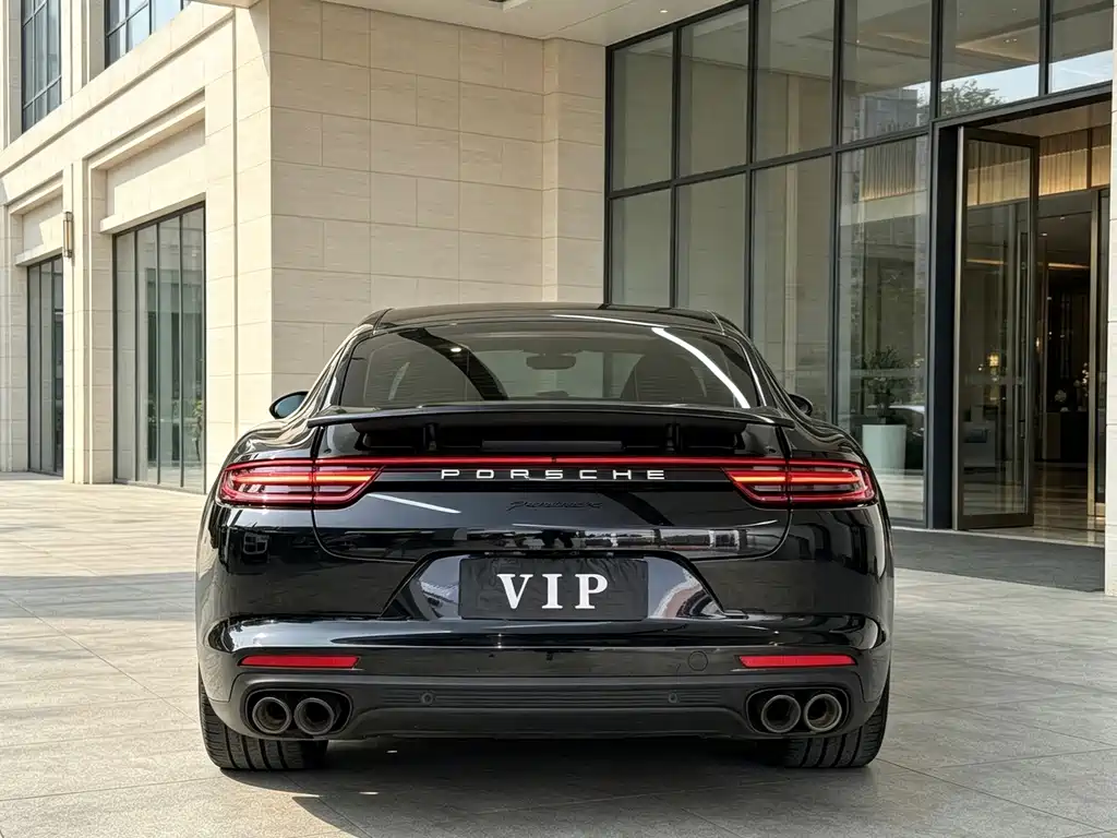 Porsche Panamera 2019 — фото 8